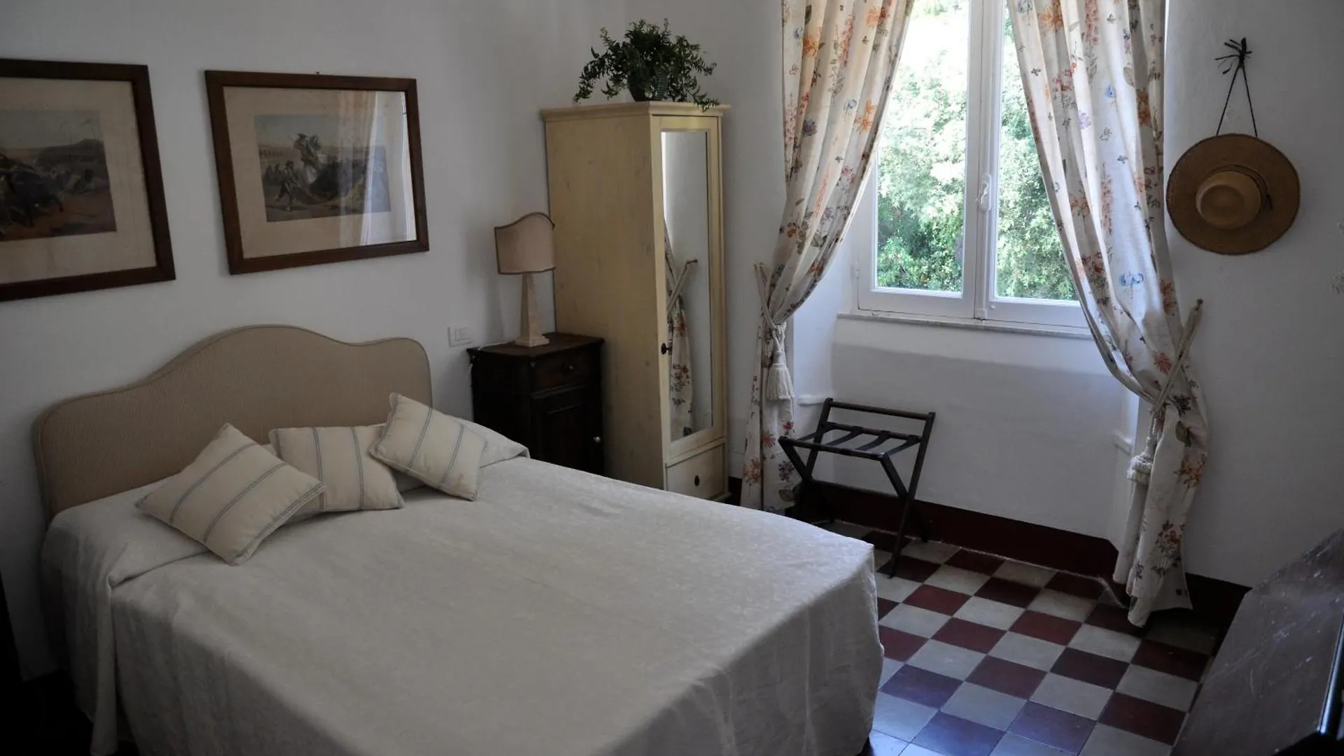 Castello Canevaro Aparthotel Zoagli 0*,  Italy